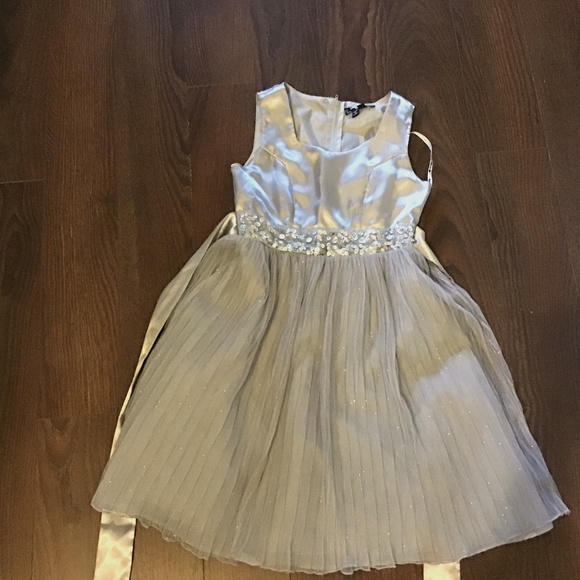Girls silver sequin hearts dress - Picture 1 of 3
